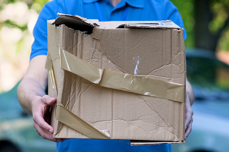 Các rủi ro khi vận chuyển hàng hóa: Ai chịu trách nhiệm khi hàng bị vỡ, móp?